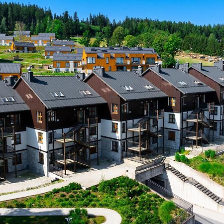 Wonder Home - Apartamenty Residence Karpacz Blisko Stoku Narciarskiego, Z Balkonami I Parkingiem Bagian luar foto